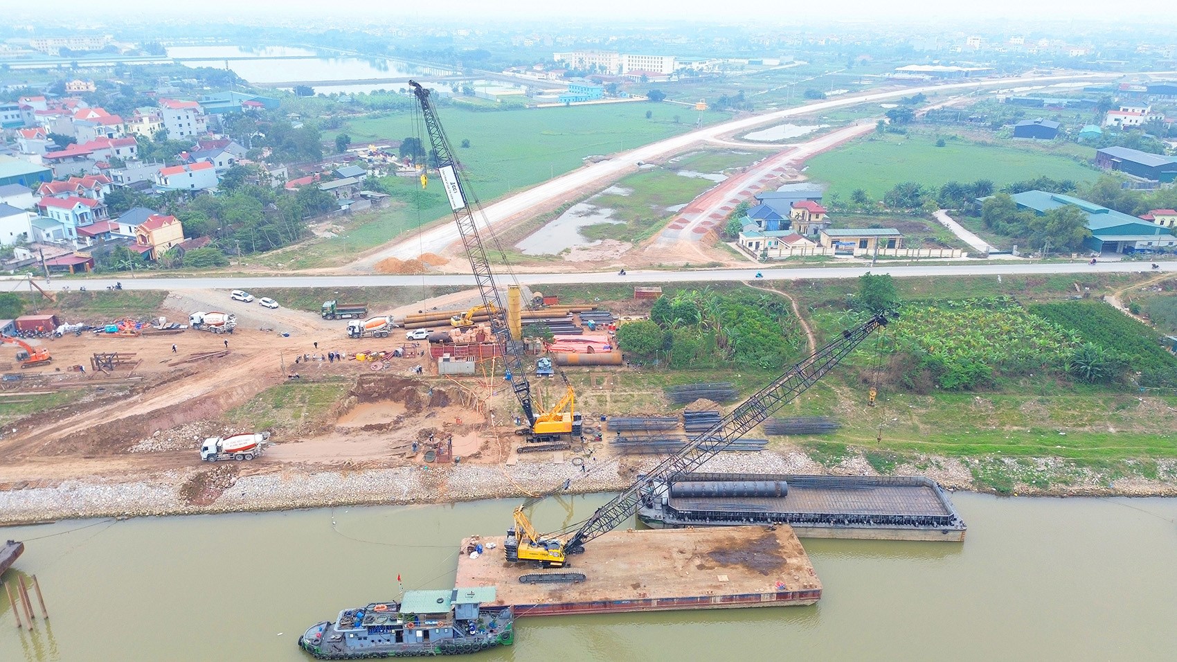 Tìm hiểu chi tiết quy hoạch đường vành đai 4 kết nối 5 tỉnh thành trọng điểm. Khám phá cơ hội đầu tư và sở hữu vị trí chiến lược tại Vinhomes Hóc Môn ngay hôm nay.